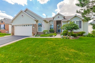 13047 Stone Creek Ct, Huntley, IL 60142