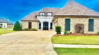 205 Terra Cane Dr, Houma, LA 70360