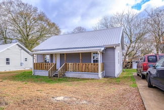 78 Oak St, Trion, GA 30753