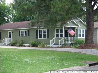 57930 Orange Dr, Plaquemine, LA 70764