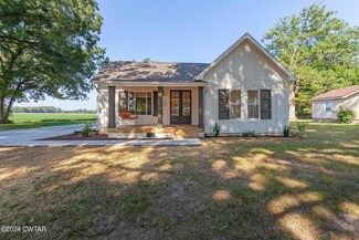 165 Mifflin Rd, Jackson, TN 38301