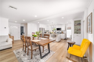 24244 Friar St, Woodland Hills, CA 91367