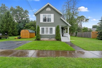 512 W 3rd St S, Fulton, NY 13069