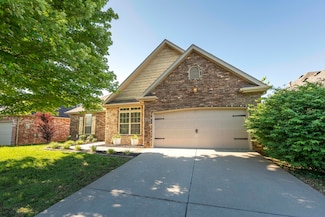 3192 W Melbourne St, Springfield, MO 65810