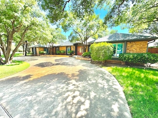 9306 Utica Dr, Lubbock, TX 79424