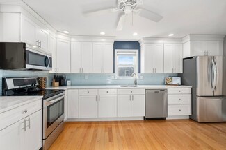 68 Wheatland St Unit PH, Somerville, MA 02145