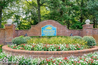 29 Copley Ct Unit 6, Freehold, NJ 07728