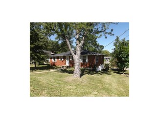 360 E Longfellow St, Kansas City, MO 64119
