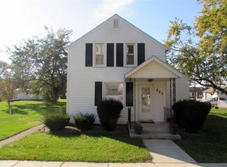 223 W South St, Remington, IN 47977