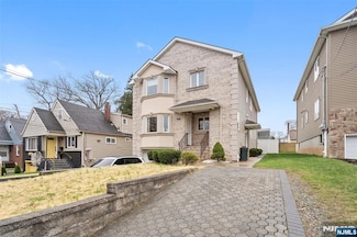 114 Grove Ave Unit 1st Floor, Maywood, NJ 07607