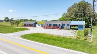 3815 Guthrie Rd, Guthrie, KY 42234