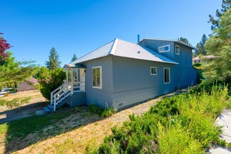 381 Main St, Portola, CA 96122