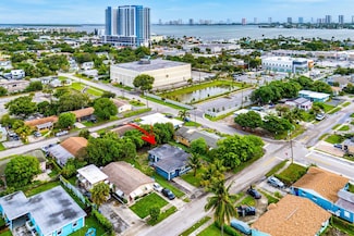 112 W 34th St, Riviera Beach, FL 33404