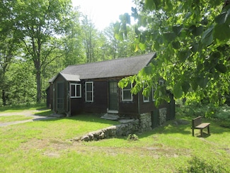 5 Contoocook Falls Rd, Hillsborough, NH 03244