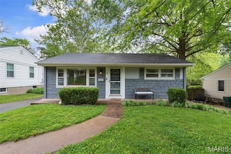 718 Brookridge Dr, Saint Louis, MO 63119