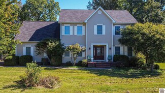4180 Woodland Hill Dr, Kevil, KY 42053
