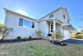 44 Edson St, Amsterdam, NY 12010