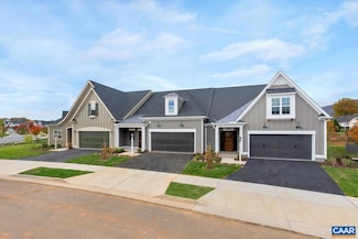 300 Farrow Dr, Charlottesville, VA 22901