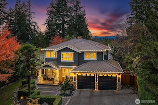 9647 Observation Dr, Kirkland, WA 98033