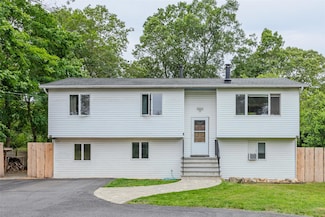 112 Middle Island Blvd, Middle Island, NY 11953