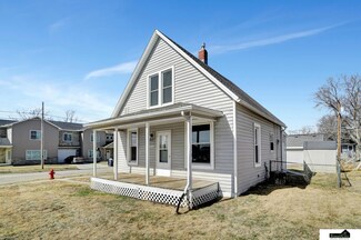 4902 Adams St, Lincoln, NE 68504