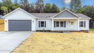 8888 Shaw Ferry Rd, Lenoir City, TN 37772