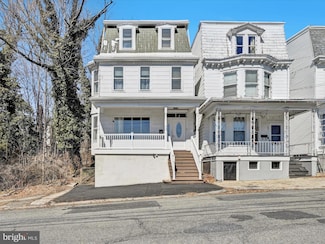 229 1st St, Port Carbon, PA 17965