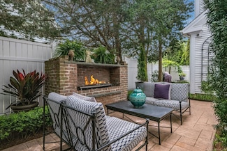 3 Evarts Ln Unit 3, Madison, CT 06443