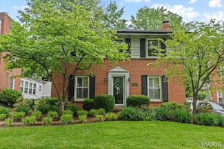 9409 Pine Ave, Saint Louis, MO 63144