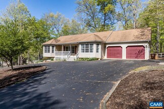 256 Jefferson Dr, Palmyra, VA 22963