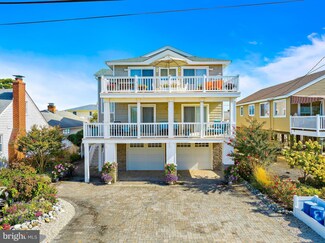 233 N 1st St, Surf City, NJ 08008