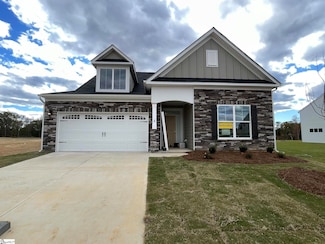 1820 Betsy Ross Dr, Moore, SC 29369