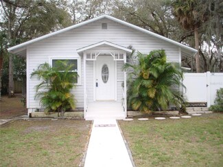 420 5th St N, Safety Harbor, FL 34695