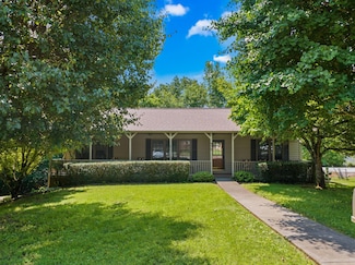 979 Cedar Trace Ln, Morristown, TN 37814