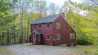 83 Goose Hollow Rd, Campton, NH 03223