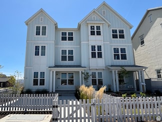 7061 S Jordan Pkwy W, South Jordan, UT 84009