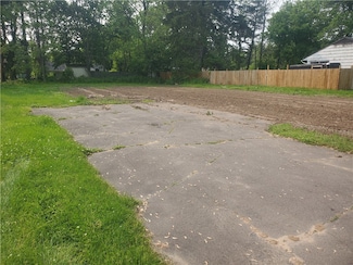 769 Bay Rd, Webster, NY 14580