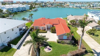 320 Bath Club Blvd S, North Redington Beach, FL 33708