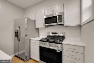 303 Seaton Place NE Unit 2, Washington, DC 20002