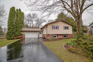 4238 Senneth St, Mc Farland, WI 53558