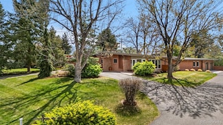 5471 S Sherman St, Littleton, CO 80121