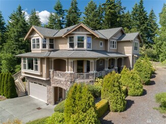 9300 NE White Horse Dr, Kingston, WA 98346