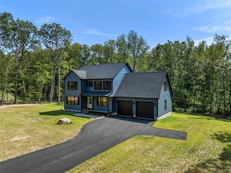 300 Tower Hill Rd, Cumberland, RI 02864