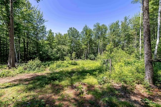 330 Fernwood Farms Rd, Canaan, NH 03741