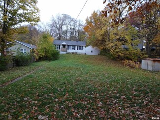 1616 Eastern Ave, Davenport, IA 52803
