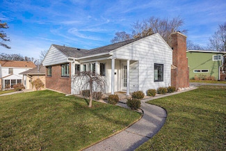 1558 Lake Grove Ave SE, Grand Rapids, MI 49506