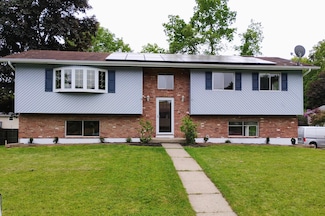 21 Standish Ave, Middletown, NY 10940