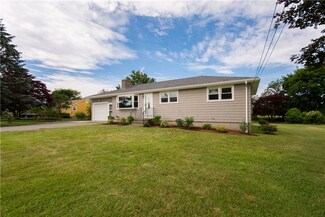 11 Wabasso Terrace, Middletown, RI 02842
