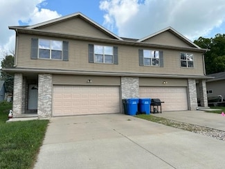 1001 Manchester St Unit 1 & 2, Baraboo, WI 53913