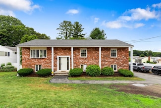 17 Renee Dr, Wakefield, MA 01880